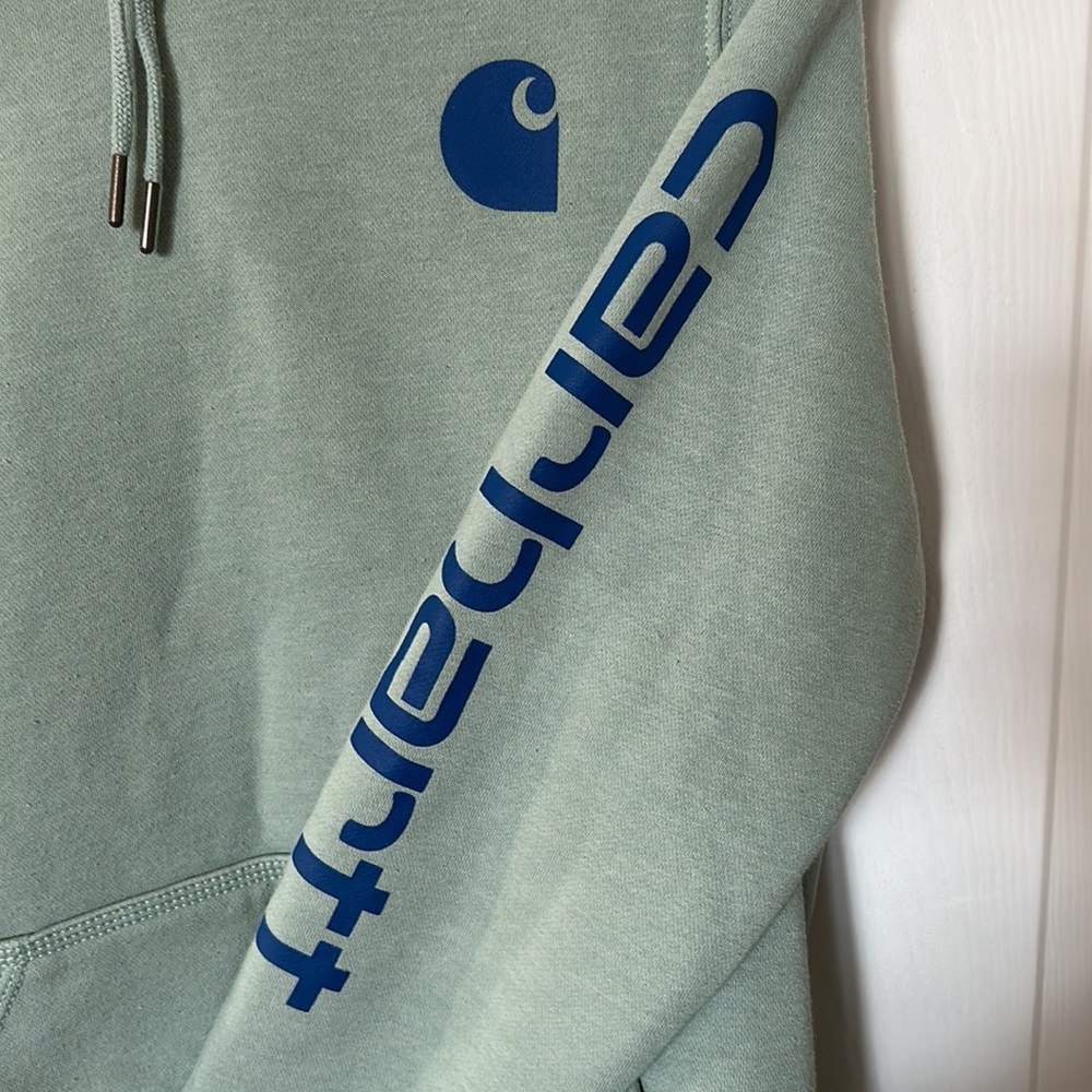 Women’s Carhartt Hoodie - Picture 2 of 4